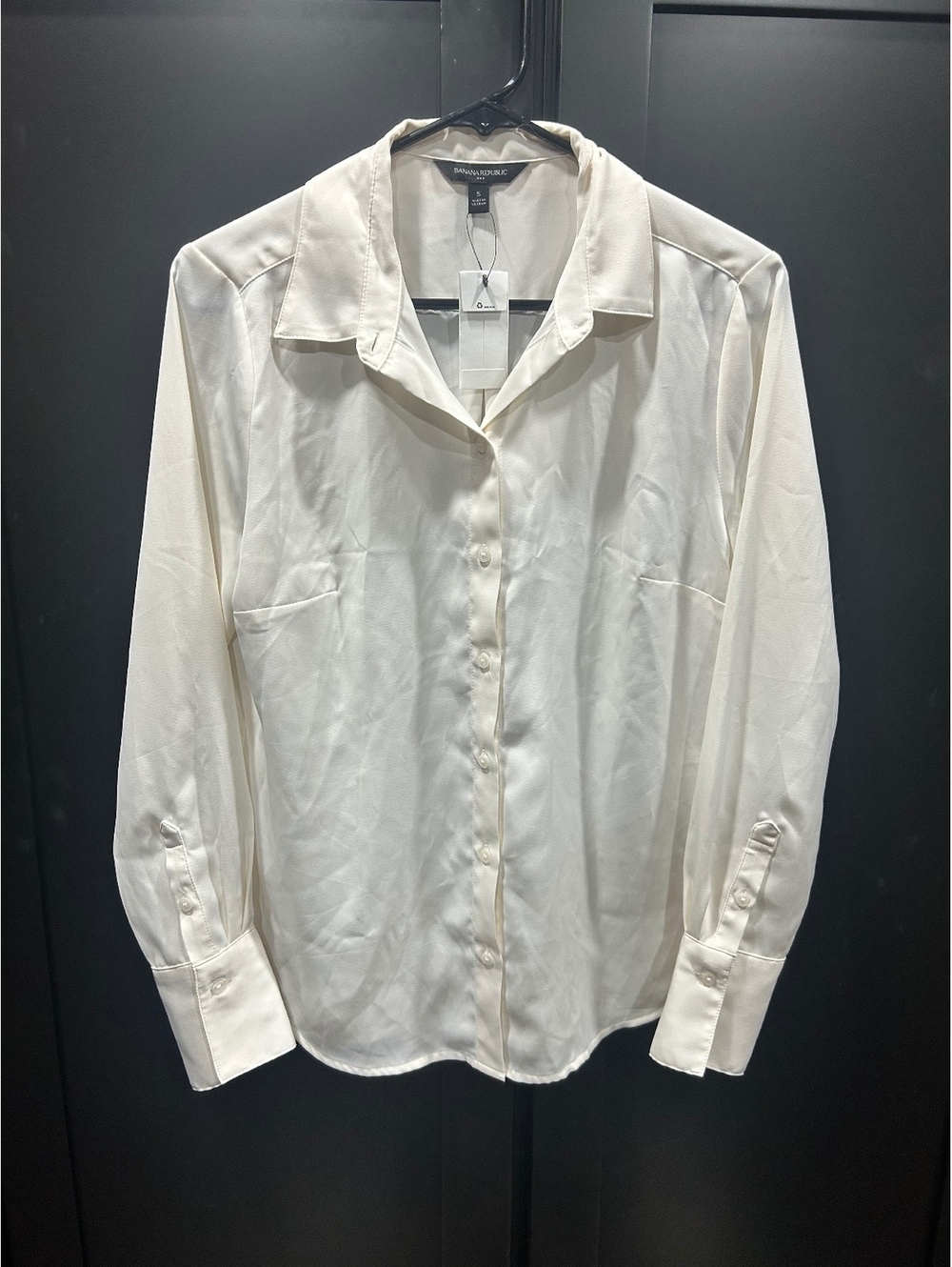 Banana Republic Women's Cream Button-Up Blouse Size S